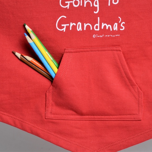 **Girls Poncho** "Going to Grandma's" 1T - Picture 2 of 4